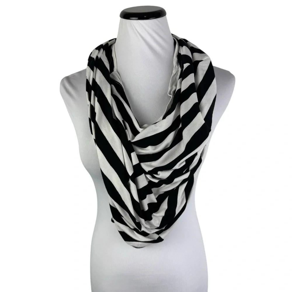 Itzy Ritzy Black White Striped‎ Nursing Mom's Scarf